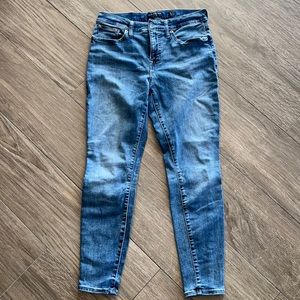 Lucky Brand mid rise skinny jeans